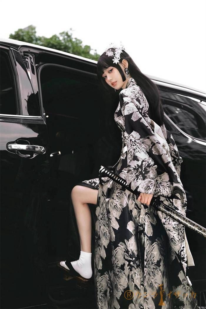 ⭐︎. さん専用⭐︎ 美品！レディース浴衣 黒地 白花柄 浴衣館グレース青と