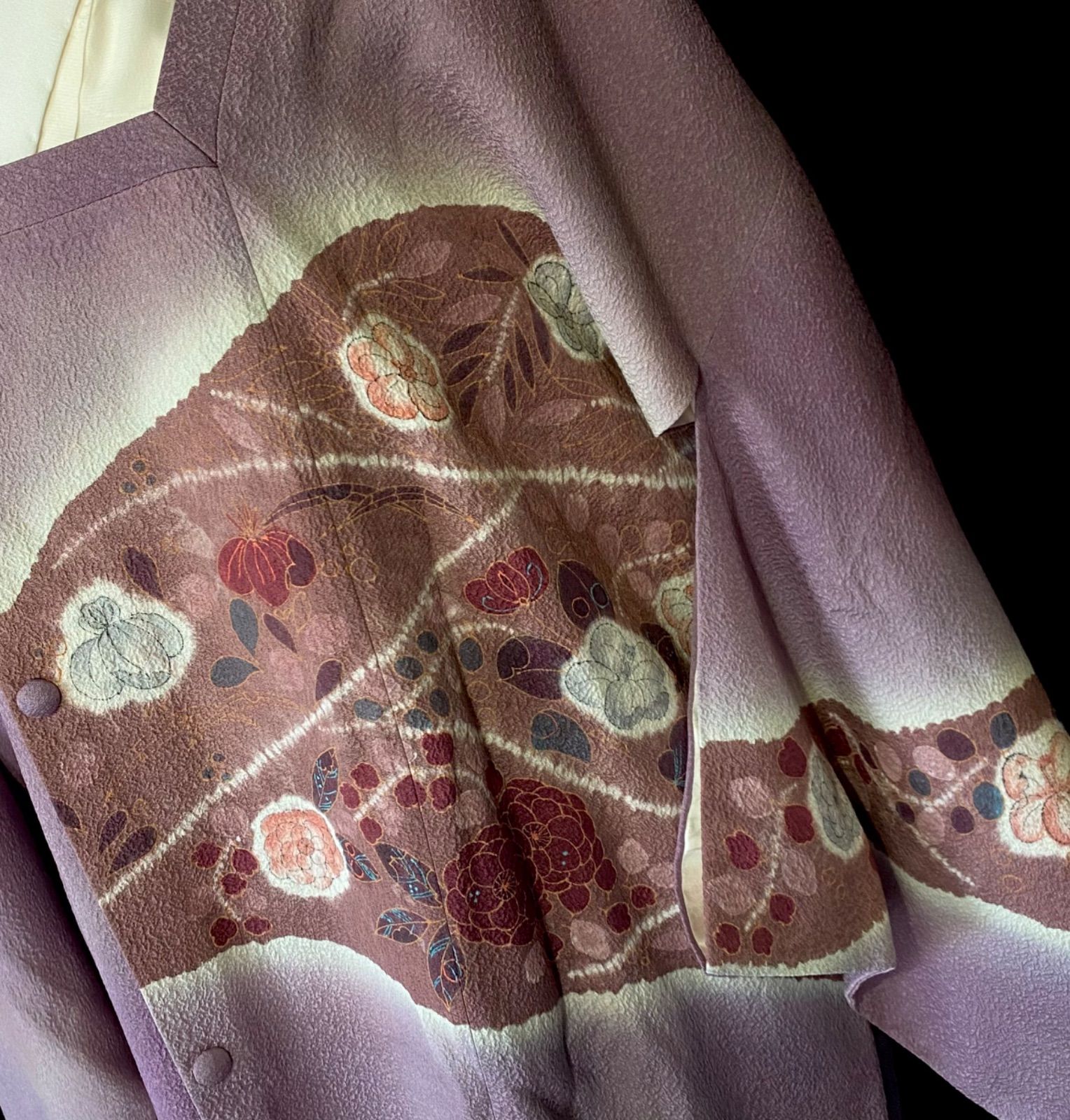 薄紫の花模様の道行〉SALE 絵羽 暈し染め しぼ 未使用に近い美品 裄  