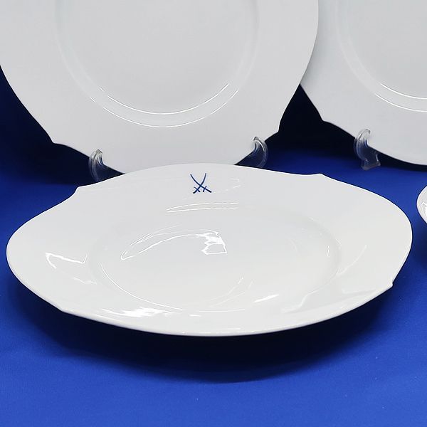 店内商品がすべてレジにて半額！！ 未使用 MEISSEN マイセン 剣マークコレクション VIP 双剣 食器