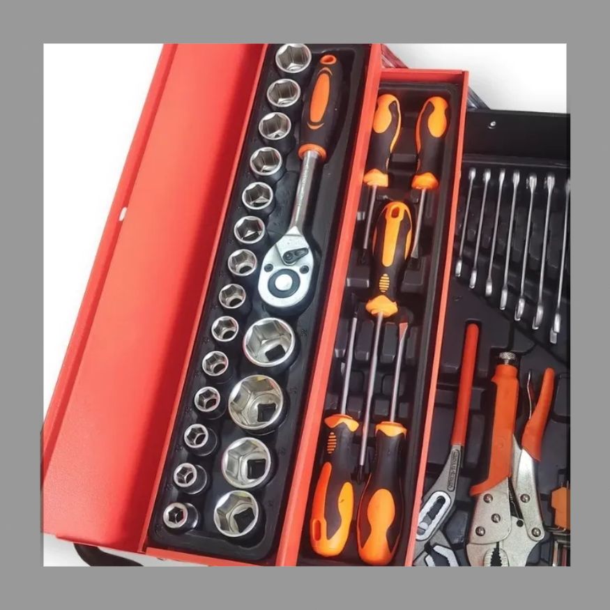 鉄箱家庭用工具箱です