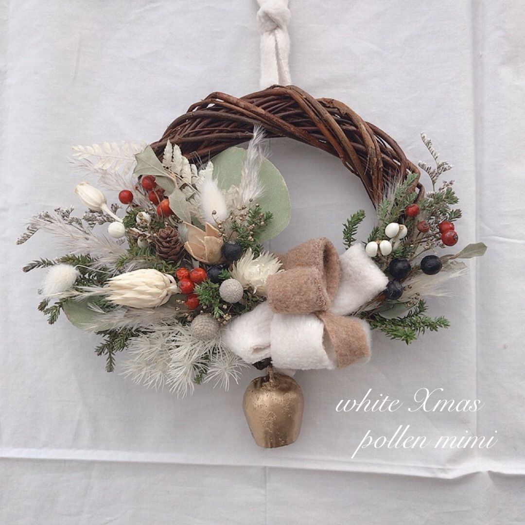 ドライフラワーのミニリース white christmas