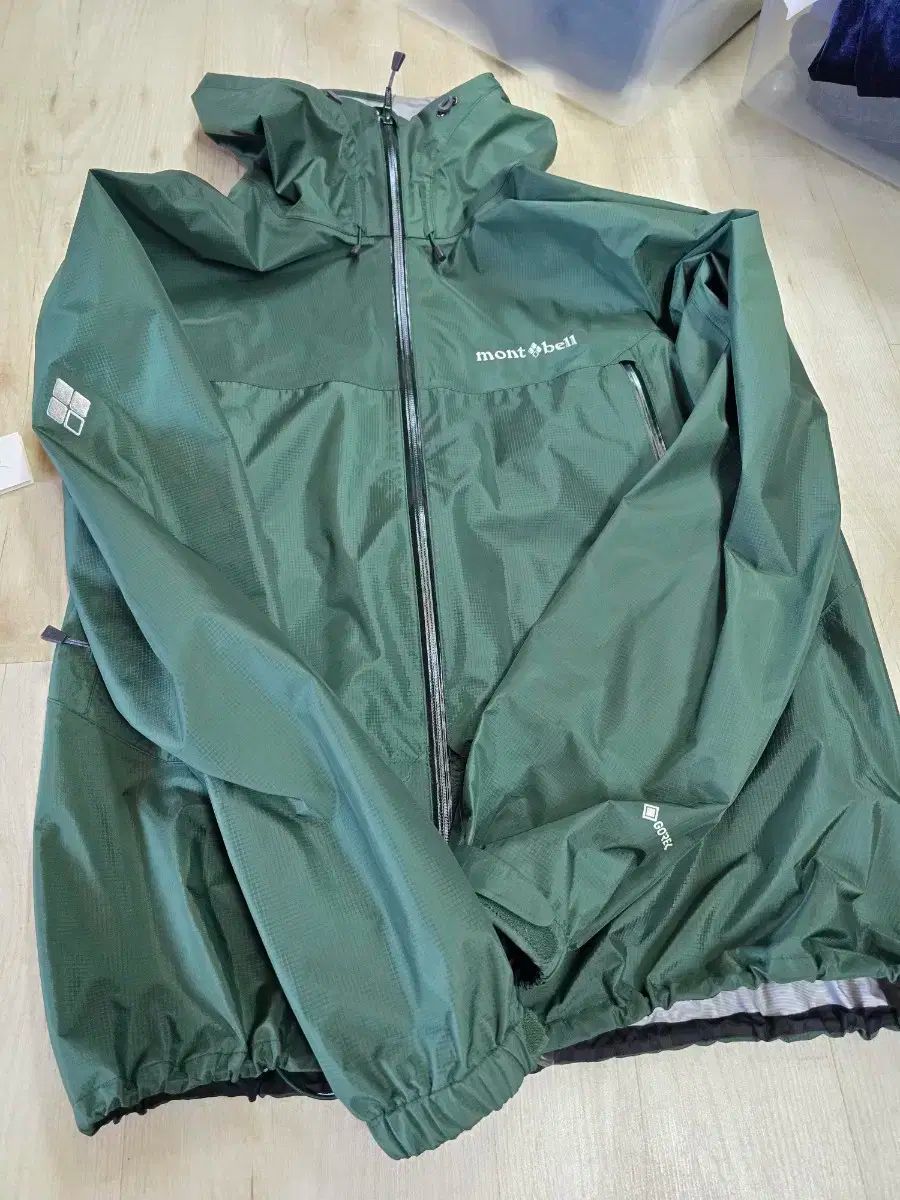 L mont-bell(モンベル) レインダンサージャケット グリーン 良品 mont