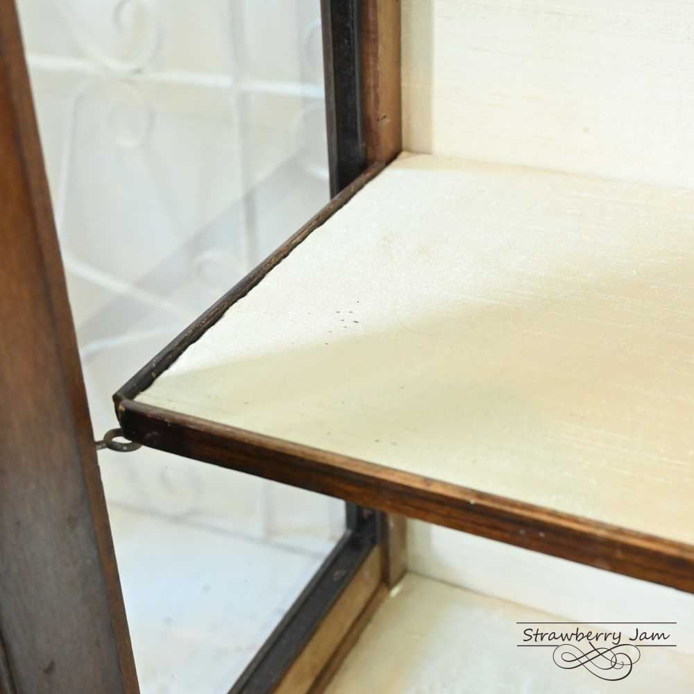 L3705-223 英国アンティーク ガラスキャビネット マホガニー 飾り棚 L3705-223 英国アンティーク ガラスキャビネット マホガニー