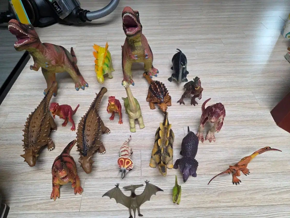 み 恐竜フィギュア 108種 動物フィギュア 火山島含む