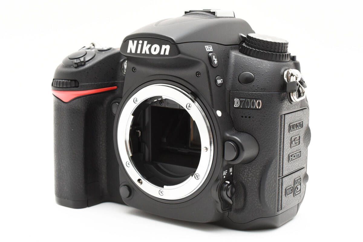 ☆訳あり大特価☆ ショット数12990枚 ニコン Nikon D7000 最高 ボディ