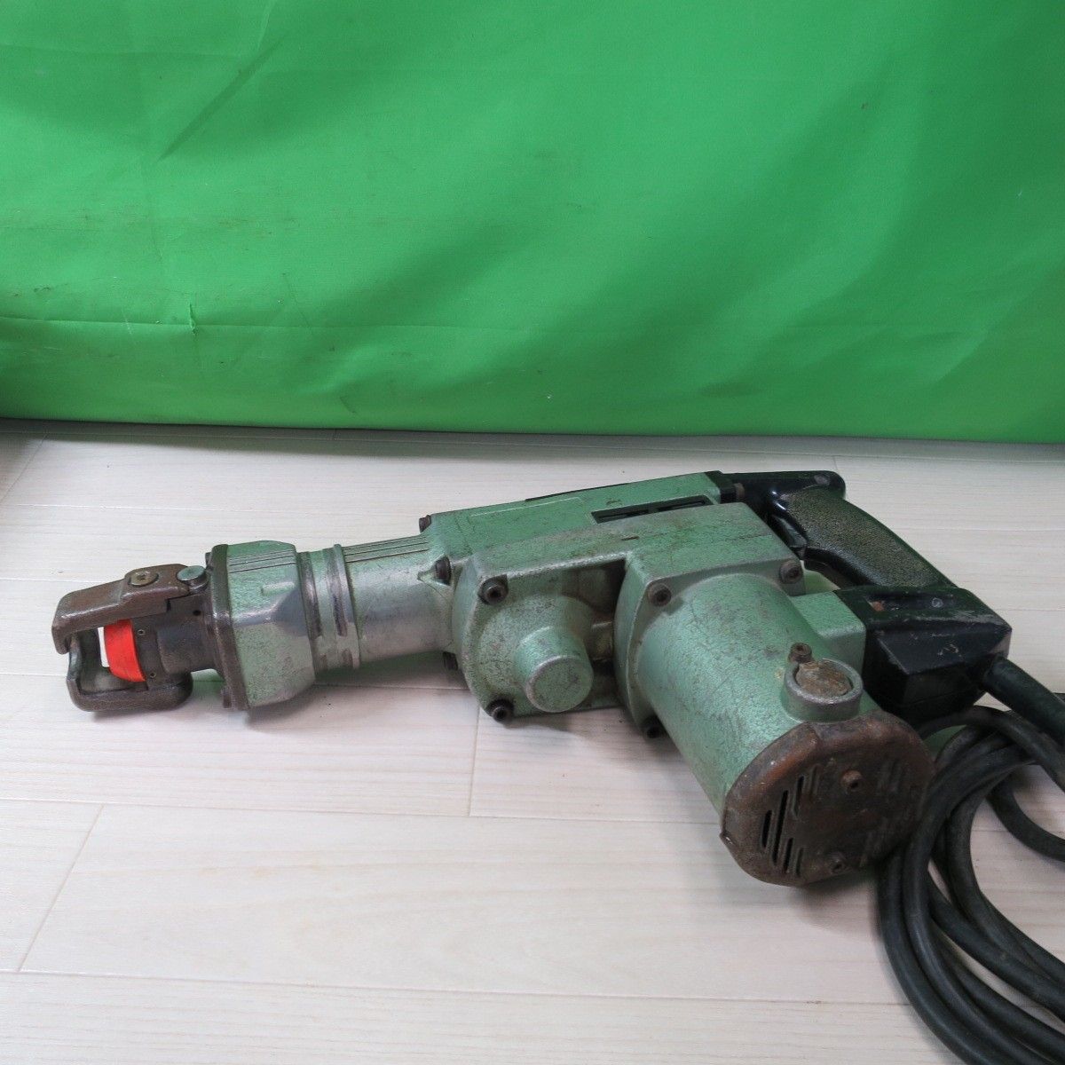 日立工機 HITACHI ハンマドリル DH-38SA 動作品 38mm 電動工具 電動ハンマー ケース付き 大工道具 器具 ハツリ 電気工具 中古品 日立工機 ハンマードリル DH38SA ☆中古品☆HITACHI 日立工機 100V 38mm