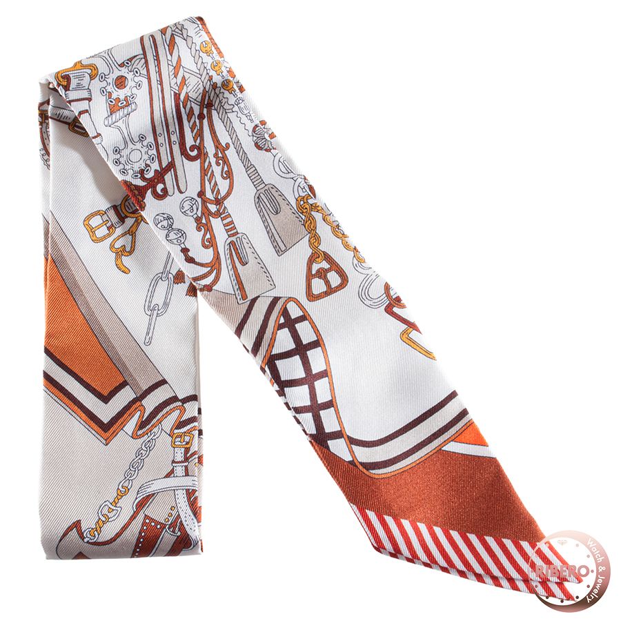 ☘️2025SS 未使用に近い☘️ HERMES ツイリー　 鞍職人の花束 2025SS【HERMES】Twilly 《鞍職人の花束》