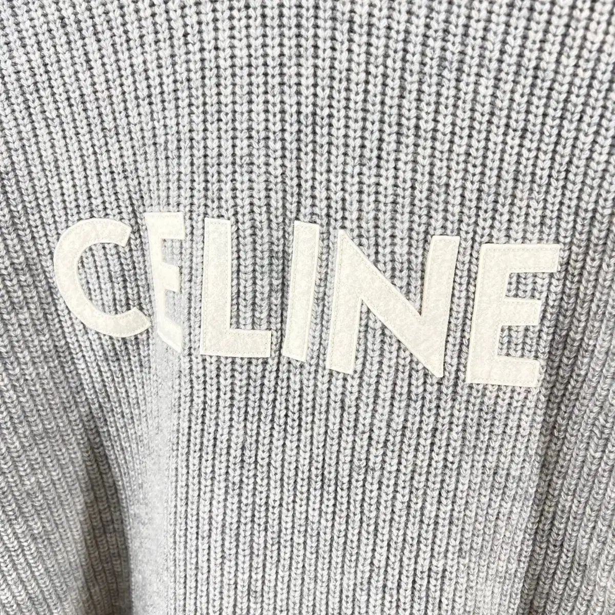 雷市場（ポンジャン）商品韓国直送】 L サイズ CELINE(セリーヌ) リブ 