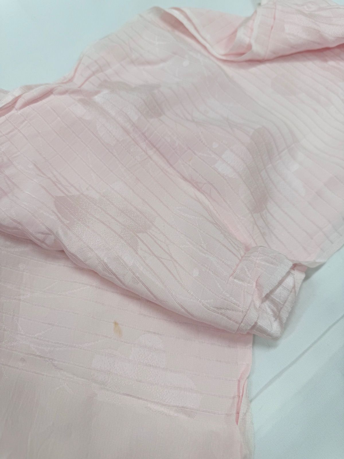 NK962GY　«花ラブリ»リユース　夏着物４点セット　夏きもの　一つ紋　抱茗荷　色無地　単　グレー　明るい灰色　銀色　Sサイズ相当　小柄な方向け　女性用　レディース　和装　和服　和風