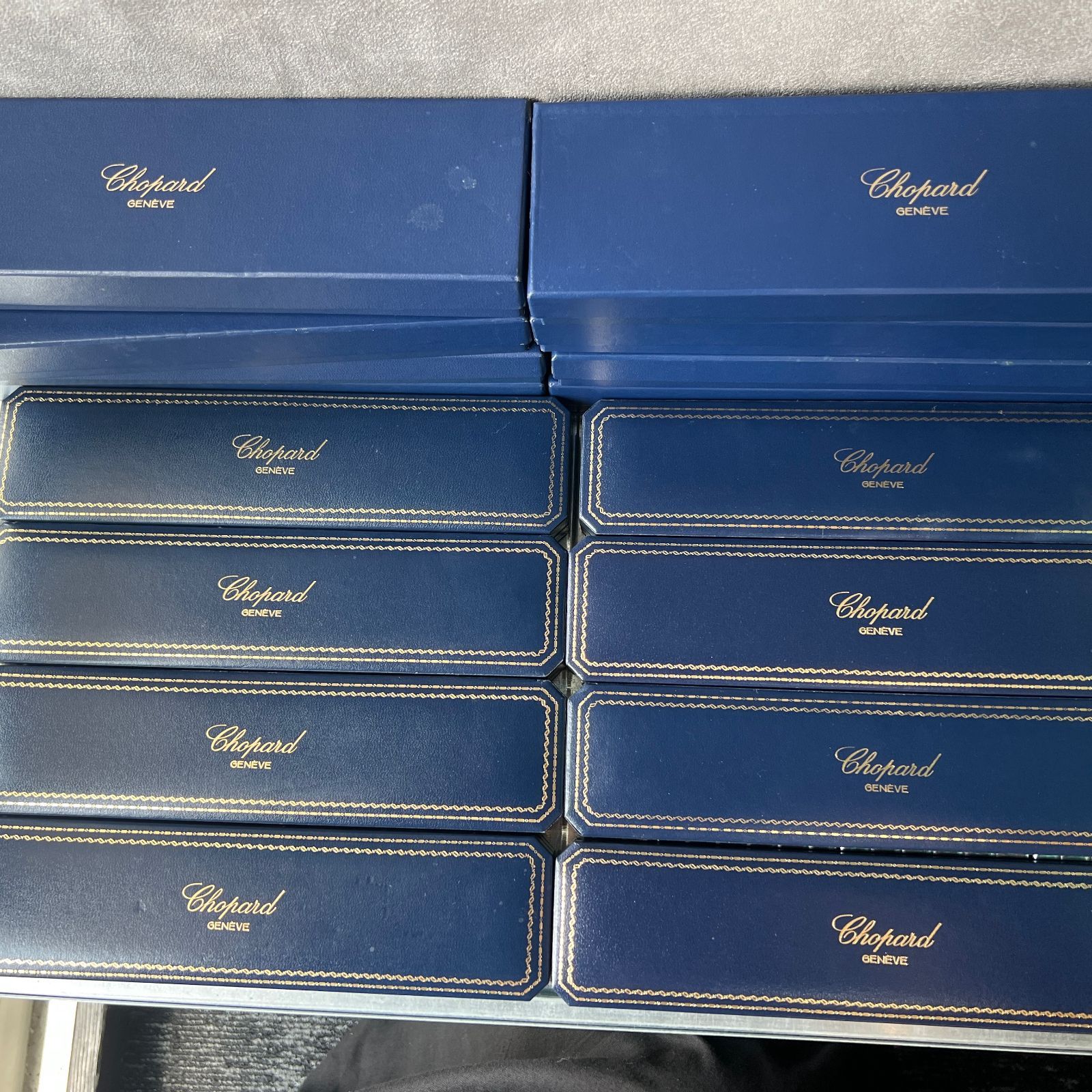 ショパール Chopard 空箱 時計ケース GOLDロゴ 8点セット - メルカリ