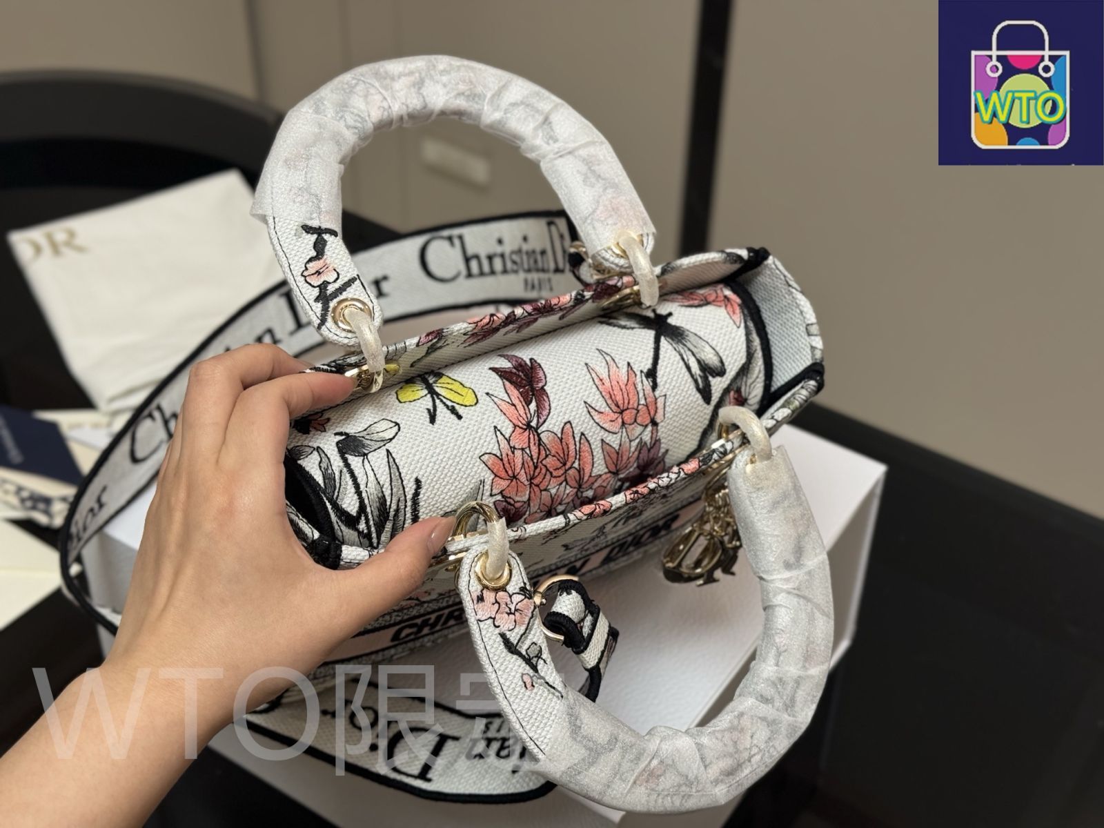 DIOR ハンドバッグ 楽天市場】クリスチャン・ディオール ハンドバッグ グルーヴ 20