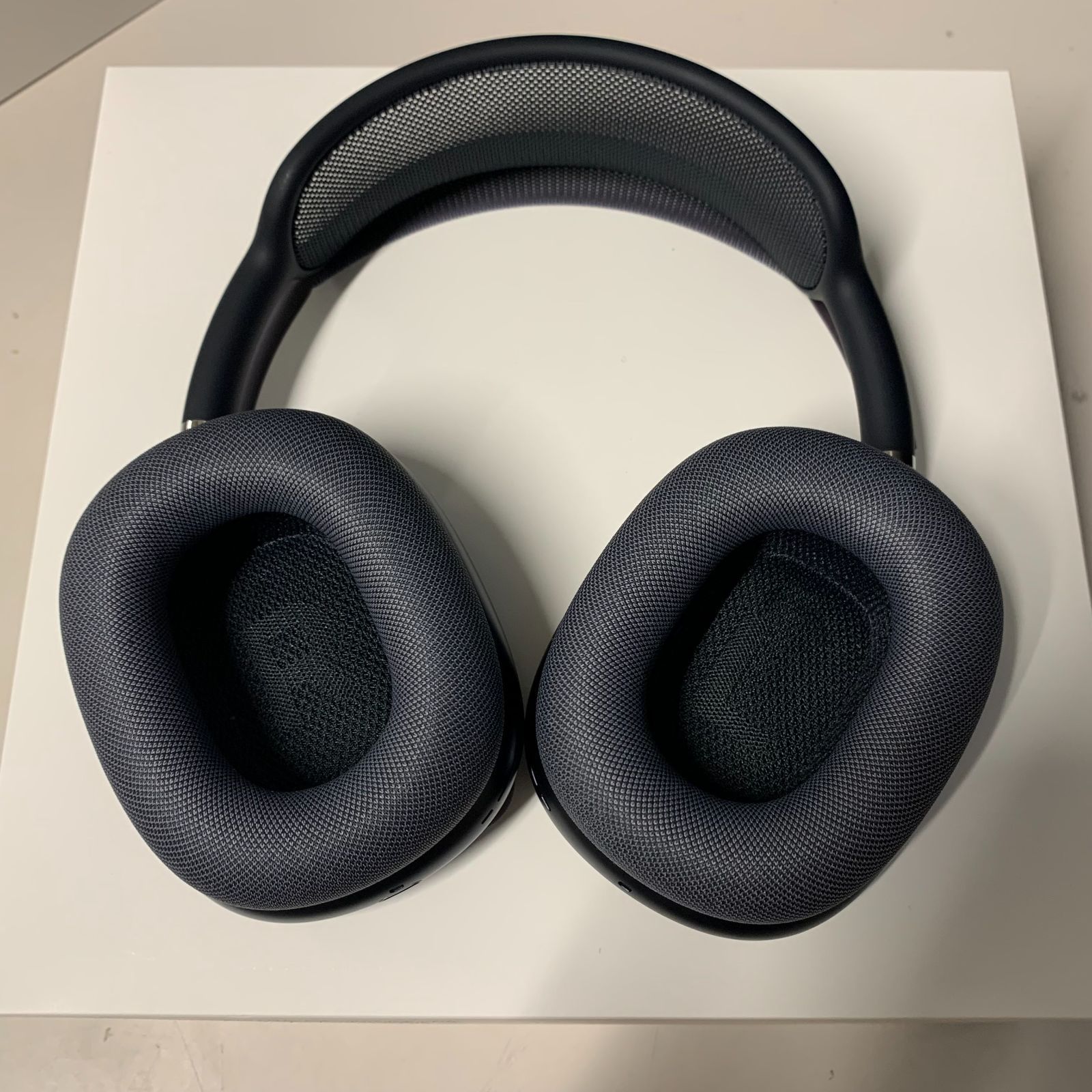 むつ70-1468】 Air Pods Max 第2世代 ミッドナイト 【併売】 - メルカリ