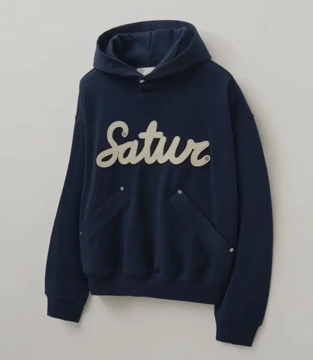 【雷市場（ポンジャン）商品韓国直送】 SATUR(セター) アップリケ リベット フード クラシック ネイビー M