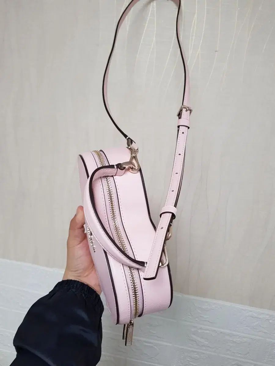 正規品 ケイトスペード ニューヨーク Kate spade りぼん ナイロン レザー トートバッグ ラージ トート バッグ ショルダーバッグ  Kate Spade(ケイト・スペード) 正規品 ハートクロス バッグ ほぼ新品