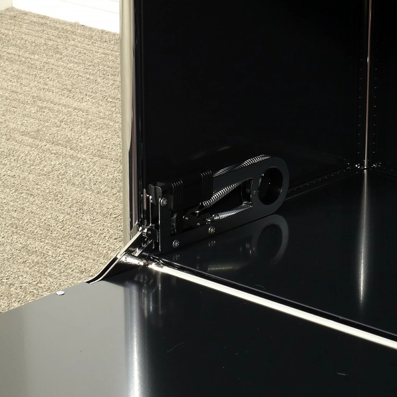 USMハラー サイドボード