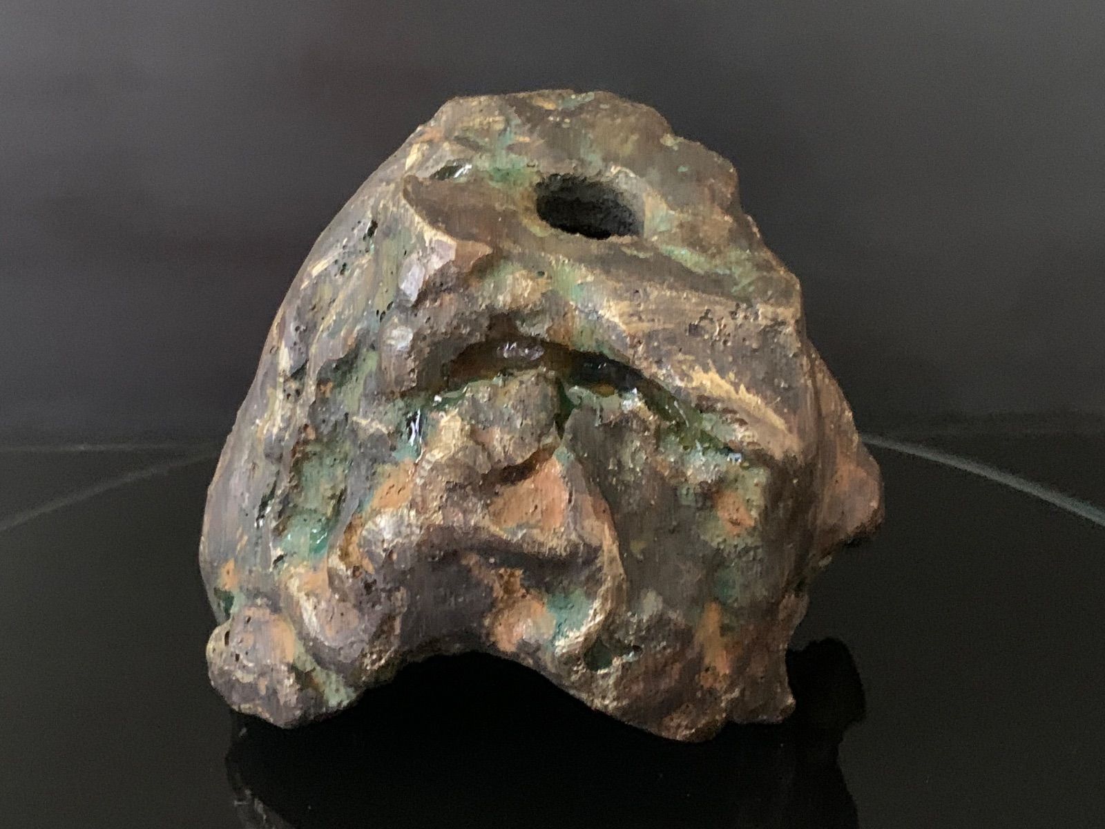 岩石風植え付け鉢