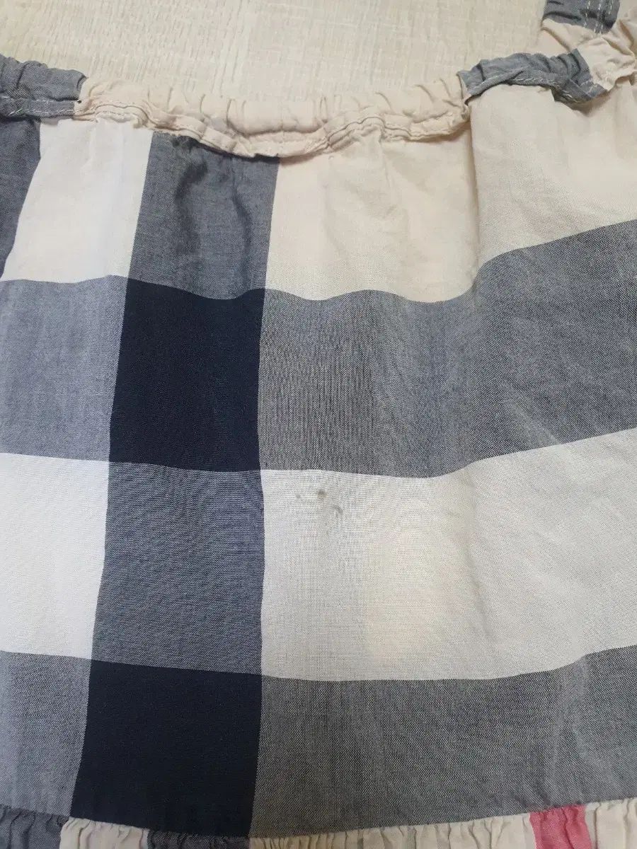 8Y Burberry