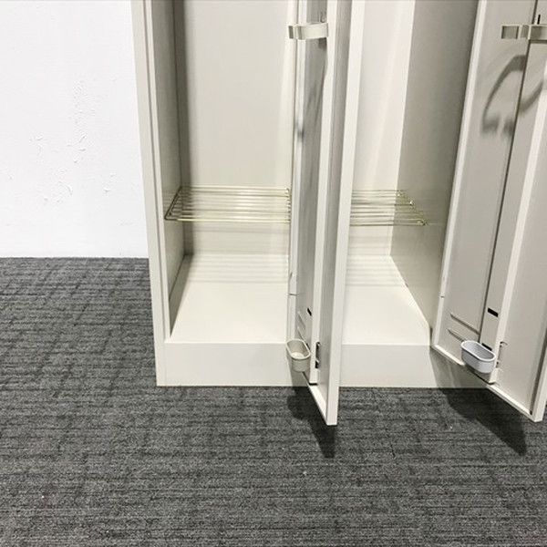 鍵付き 更衣ロッカー