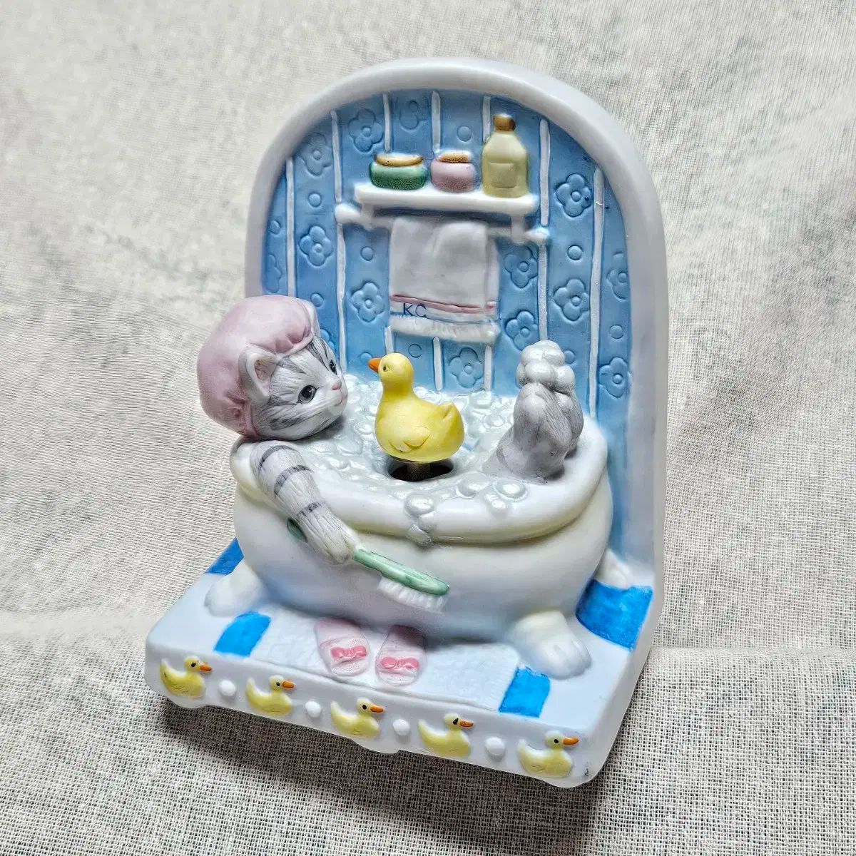 シュミット キティ きゅうり お風呂に入る 猫と一緒に アヒル オルゴール