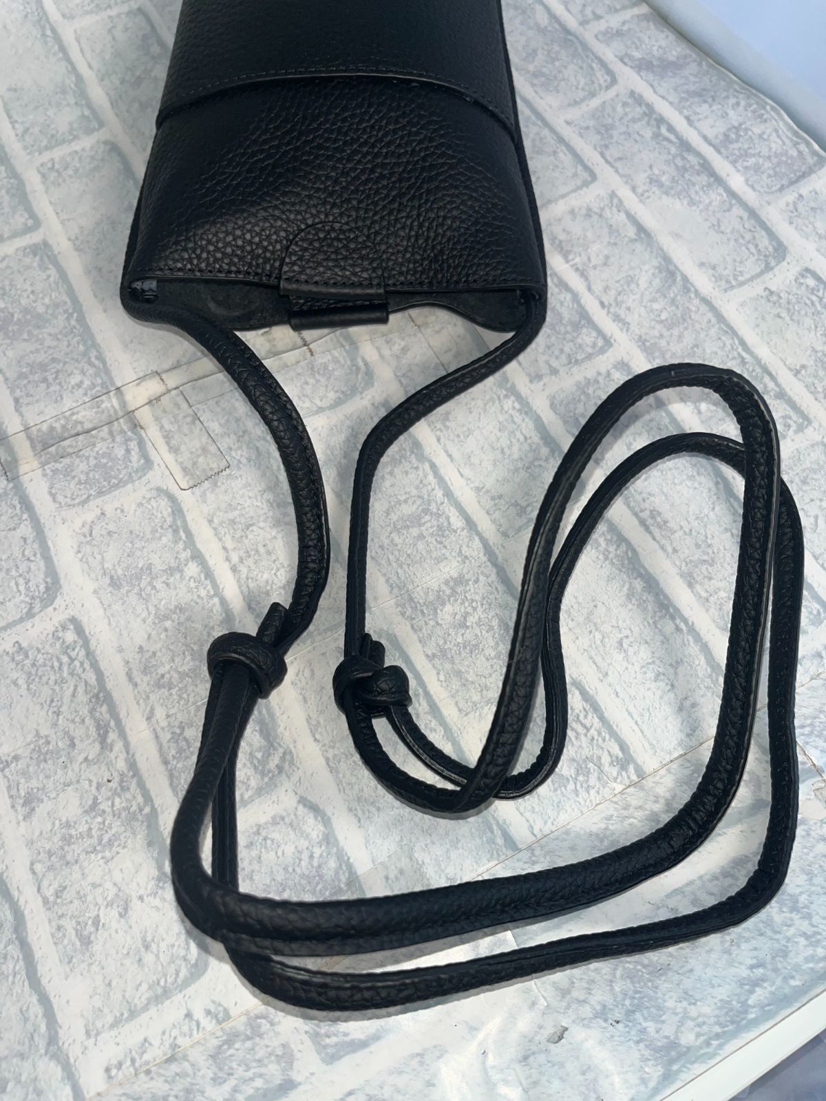 ショルダーポシェット 牛本革