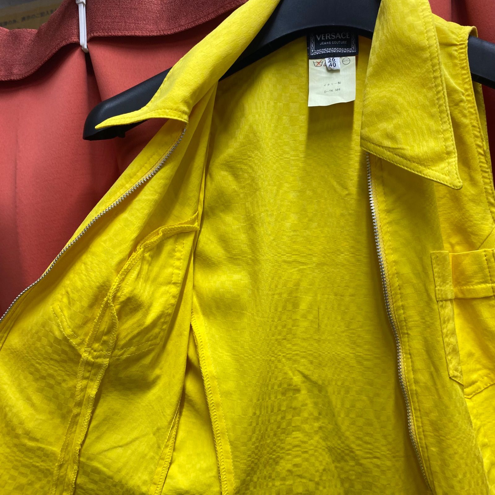 ヴェルサーチ ヴェルサーチェ