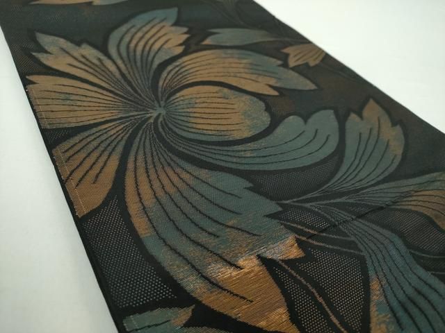 草花文 黒地
