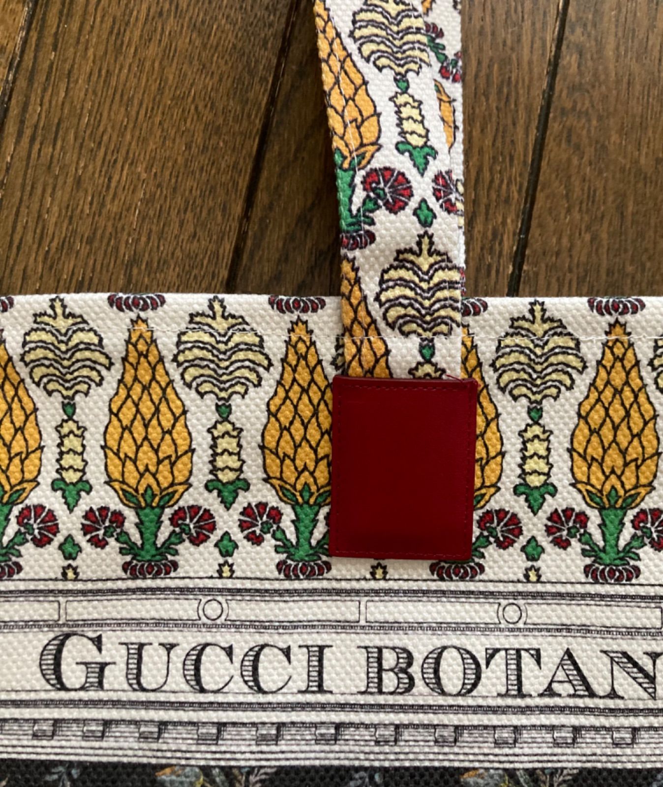 FIRENZE限定 GUCCI Garden ☆コラボトート くまさん 国内即発 FIRENZE限定 GUCCI Garden ☆コラボトート くまさん 国内即発
