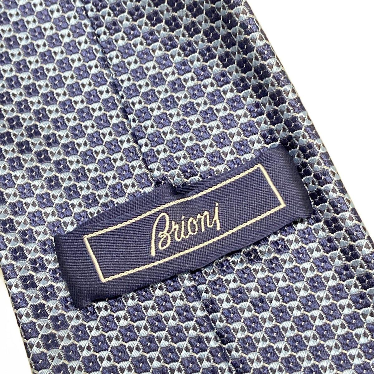[美品]Brioni ネクタイ ライトブルー シルク100% Brioni(ブリオーニ) ネクタイ メンズ - ライトブルー シルク