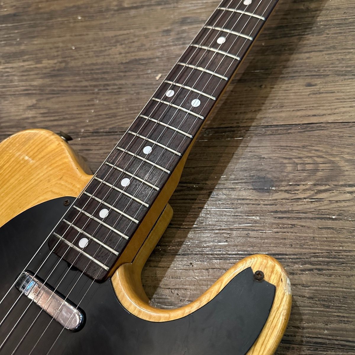 Aria Pro II Backaroo エレキ ギター ハードケース付き 弦楽器