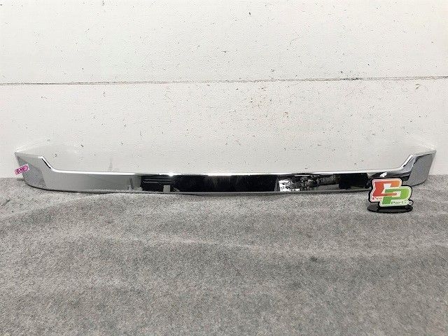 ステップワゴン スパーダ RP 純正 フロントフィニッシャー ガーニッシュ 71128-TAA-J01-M1/71128-TAA-J11-M1 ホンダ(110012)