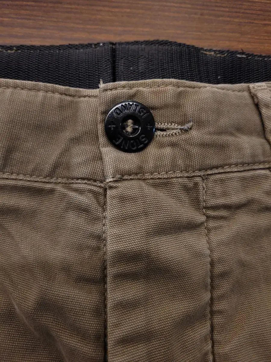 ストーンアイランド