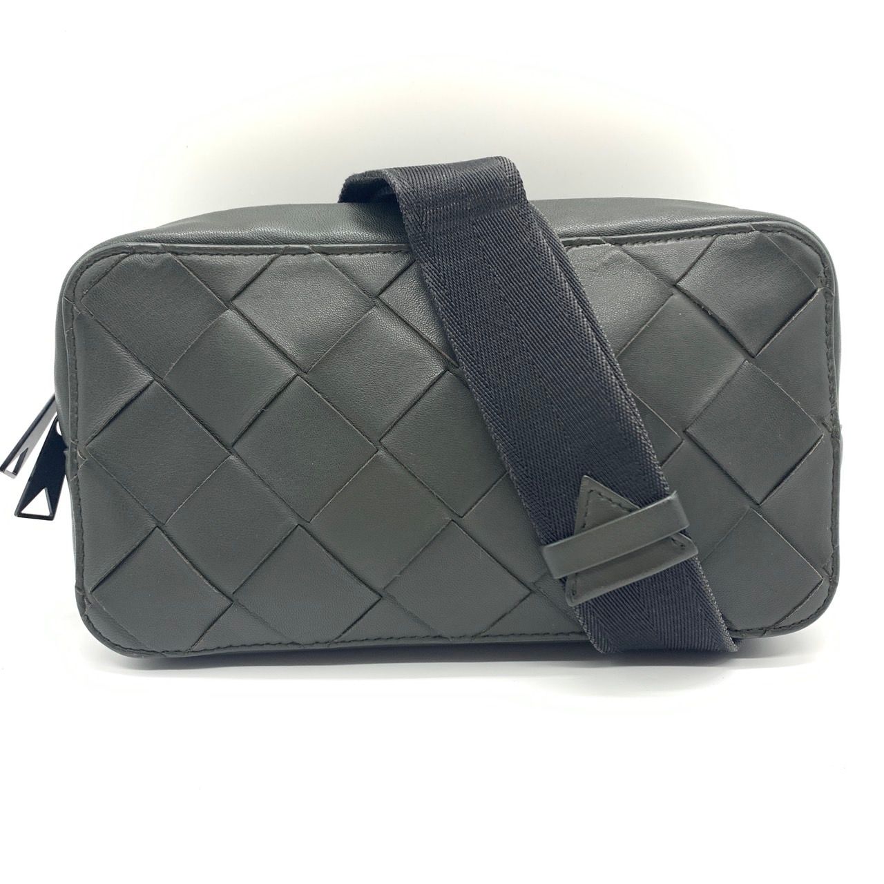 ボッテガ ヴェネタ イントレチャート ボディバッグ ウエストポーチ ダークグリーン ラムレザー BOTTEGA VENETA ABランク