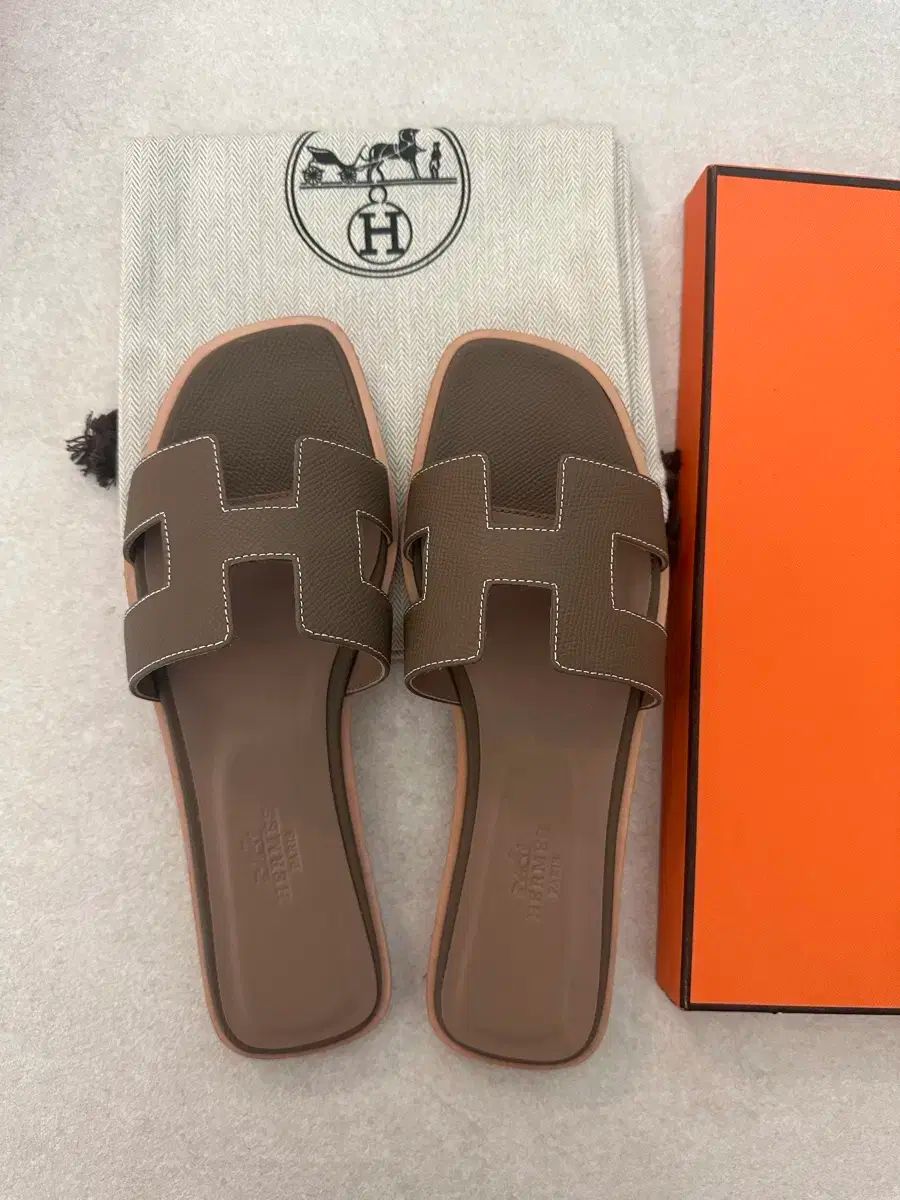 HERMES(エルメス) オラン エトープ 38 新品 - メルカリ HERMES(エルメス) オラン エトープ 38 新品 - メルカリ