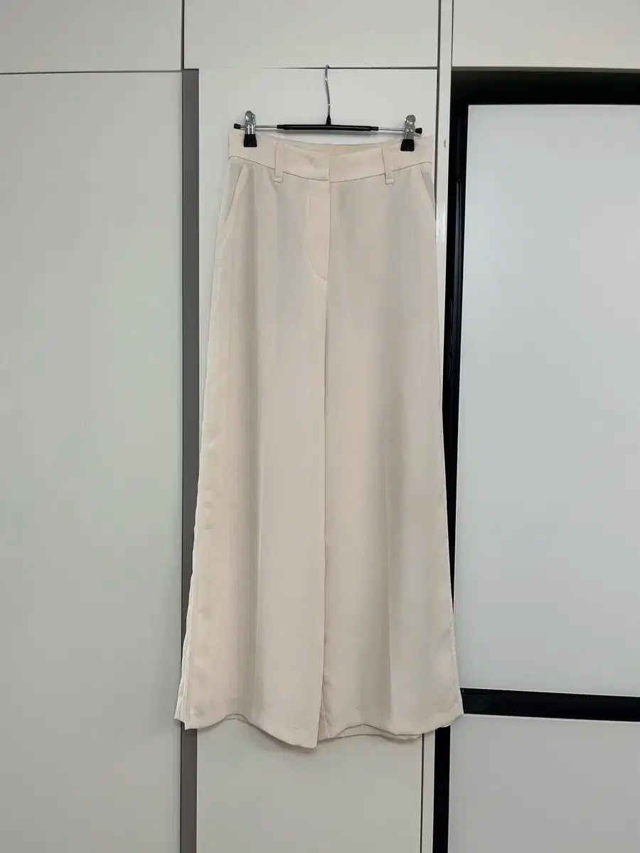 SYSTEM システム スリット パンツ