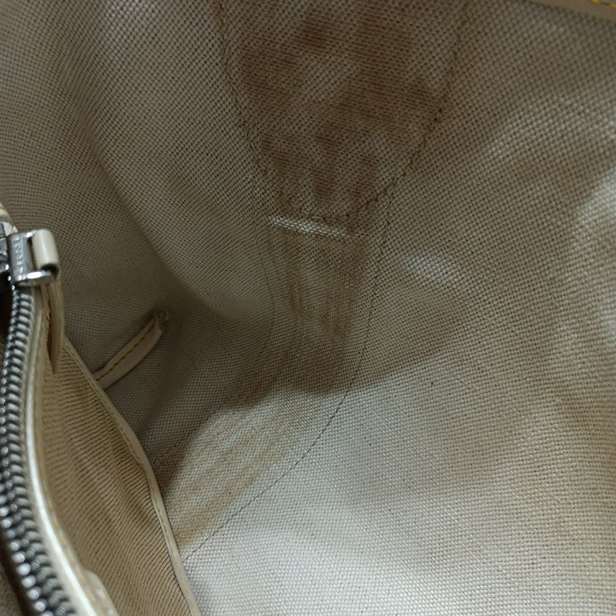 グレーベージュ×ダークイエロー×アイボリー