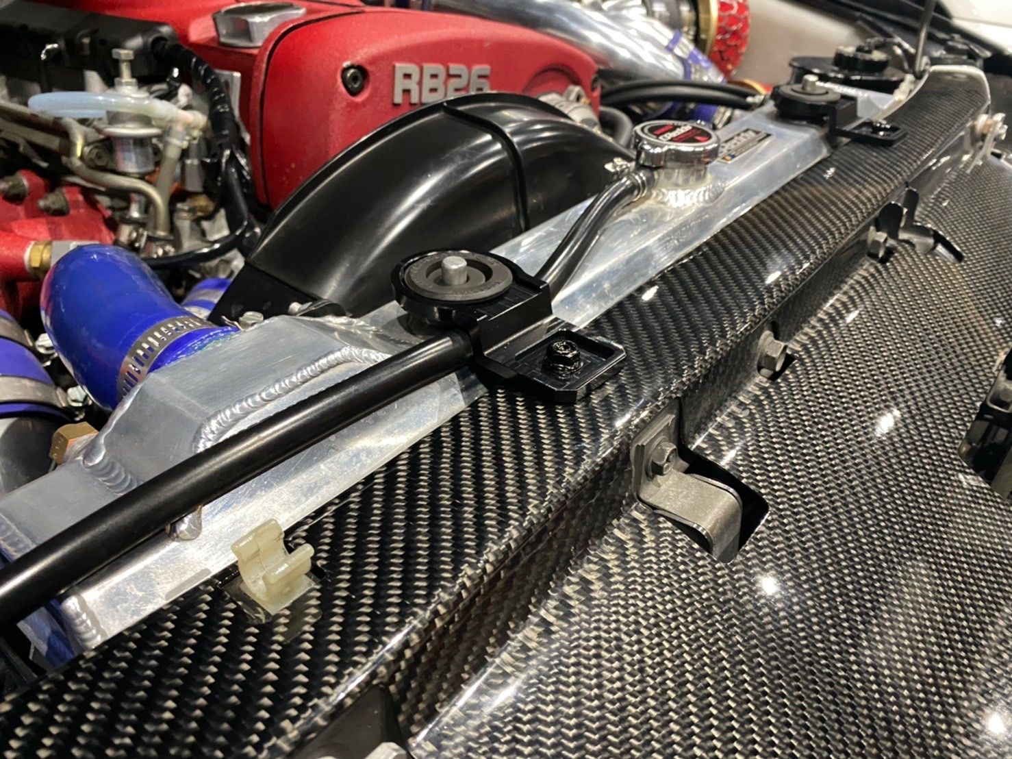 R32 ラジエーターステー