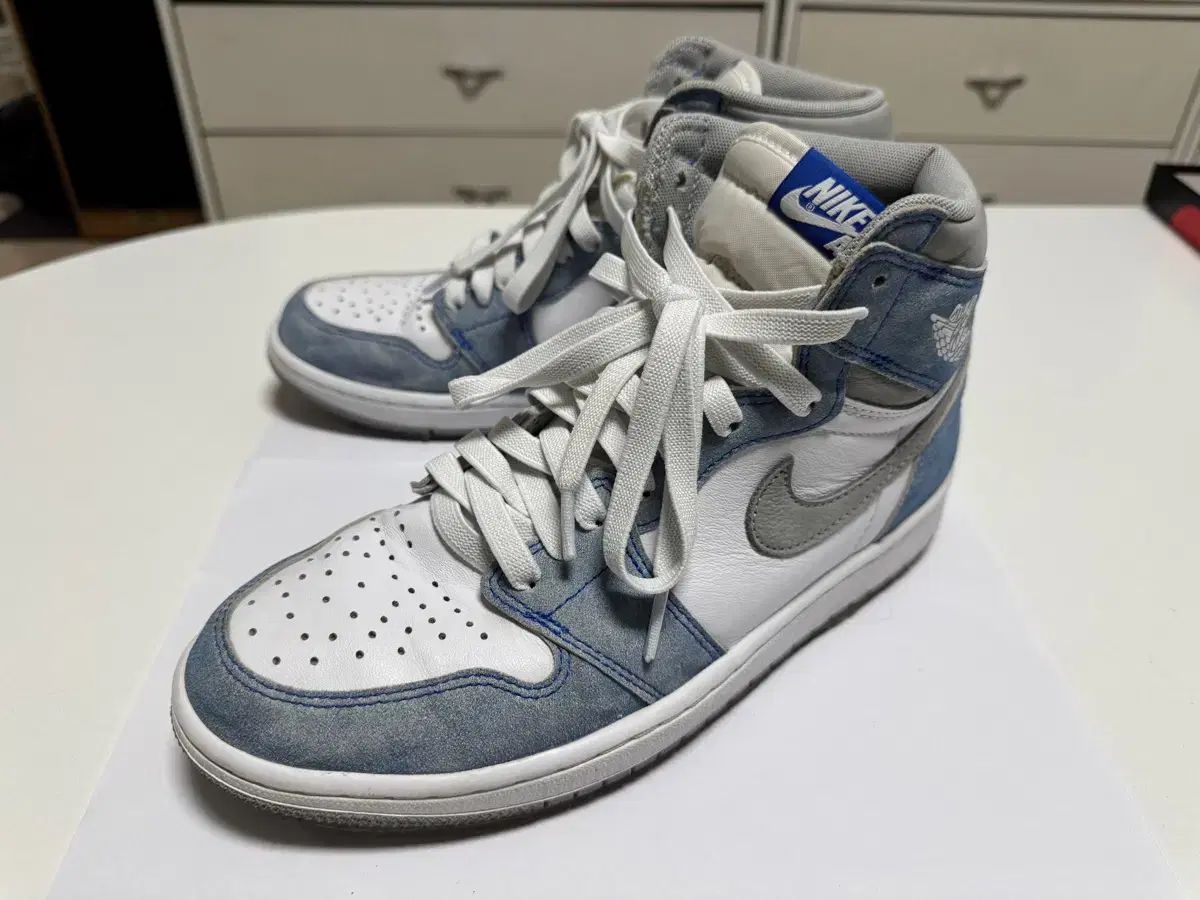 265 NIKE(ナイキ) ジョーダン 1 ハイ OG ハイパー ロイヤル