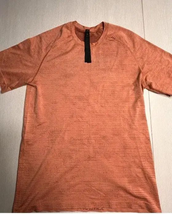 lululemon ルルレモン メタルベント 半袖 Tシャツ