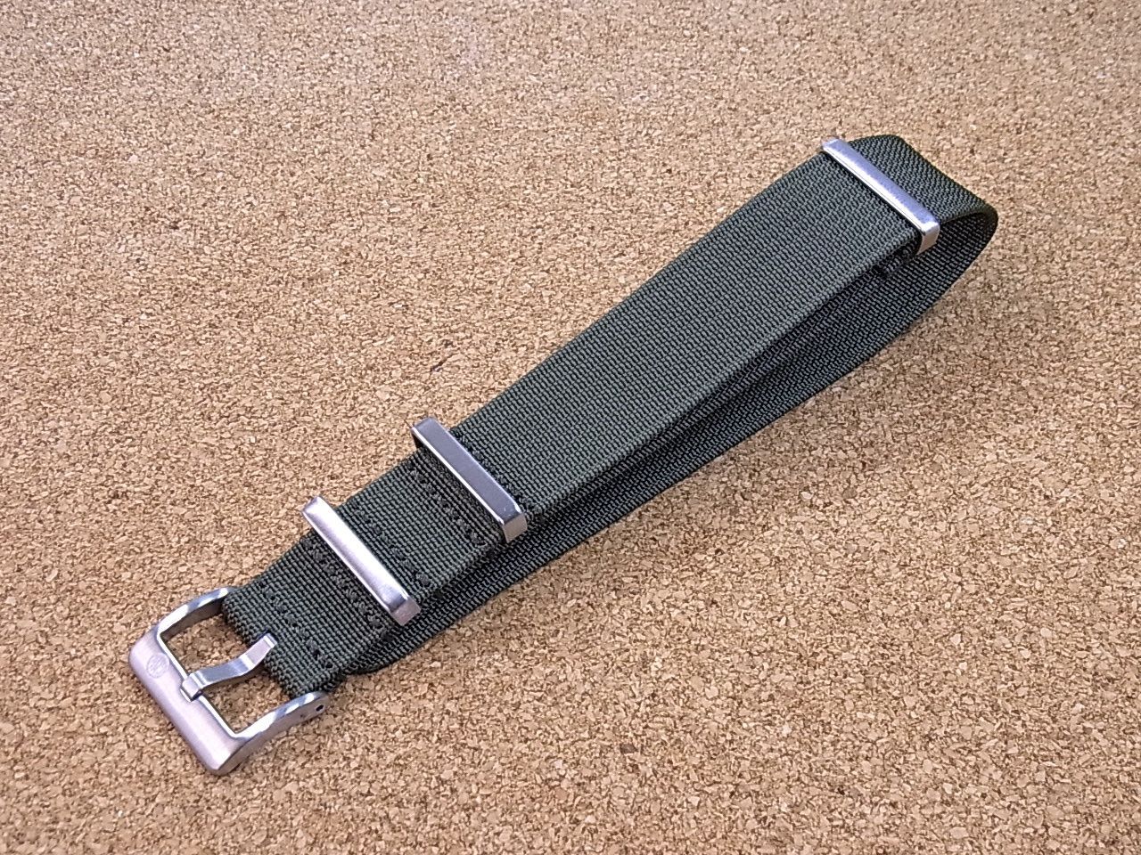 NEW TOUGH RIBBED／GREEN FABRIC STRAP 22MM-siegfried.com.ec