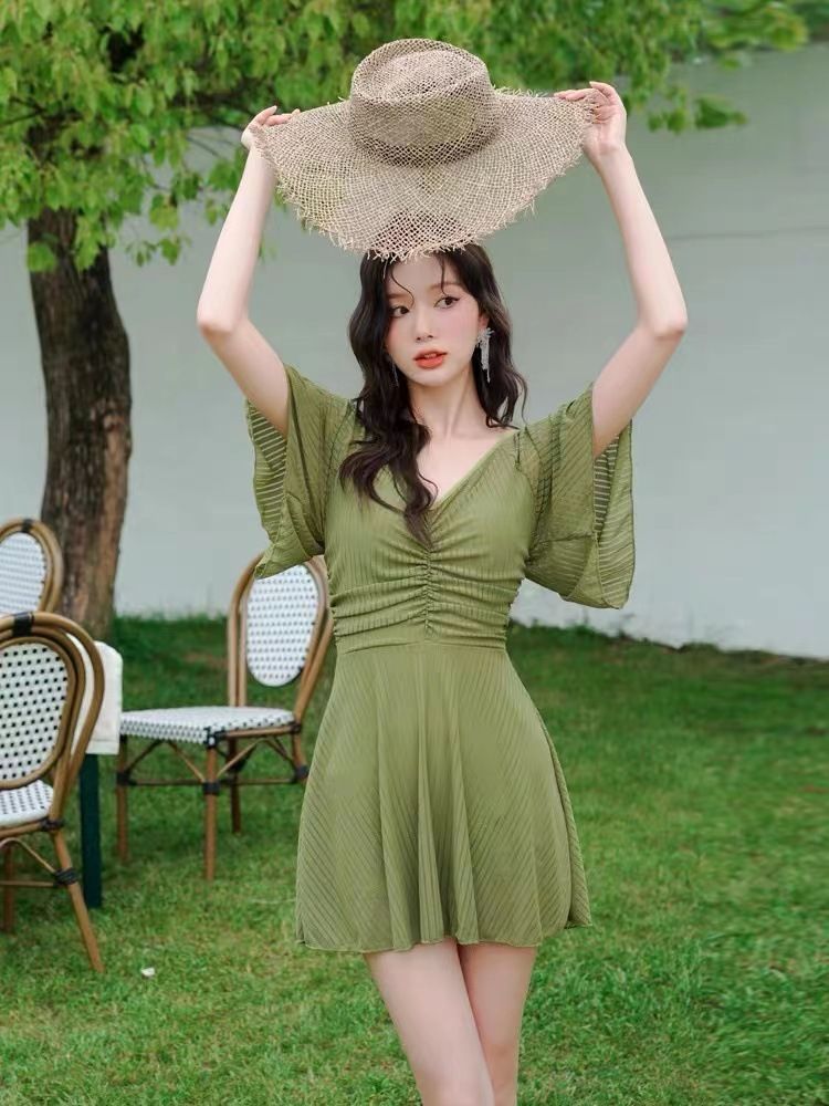 ワンピース水着 体型カバー 水着 レディース 大きいサイズ ママ水着 オトナ女子 セクシー ショートパンツ一体型 露出控えめ 20代 30代 40代