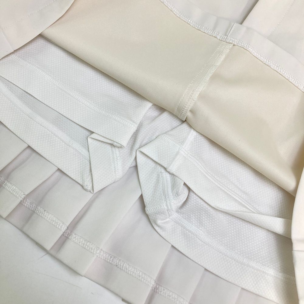 スカート ホワイト系