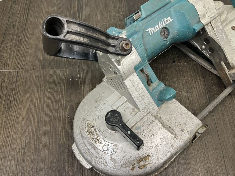 ▽マキタ PB180DZ ポータブルバンドソー 本体のみ makita【中古