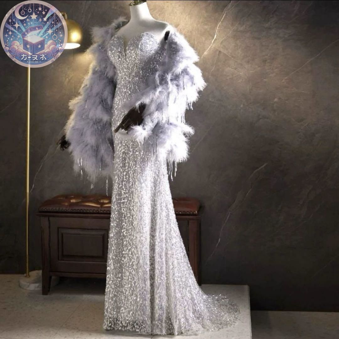 オシャレでゴージャスなビジューが煌びやかなイブニングドレス 新品・未使用】オシャレでゴージャスなビジューが煌びやかな