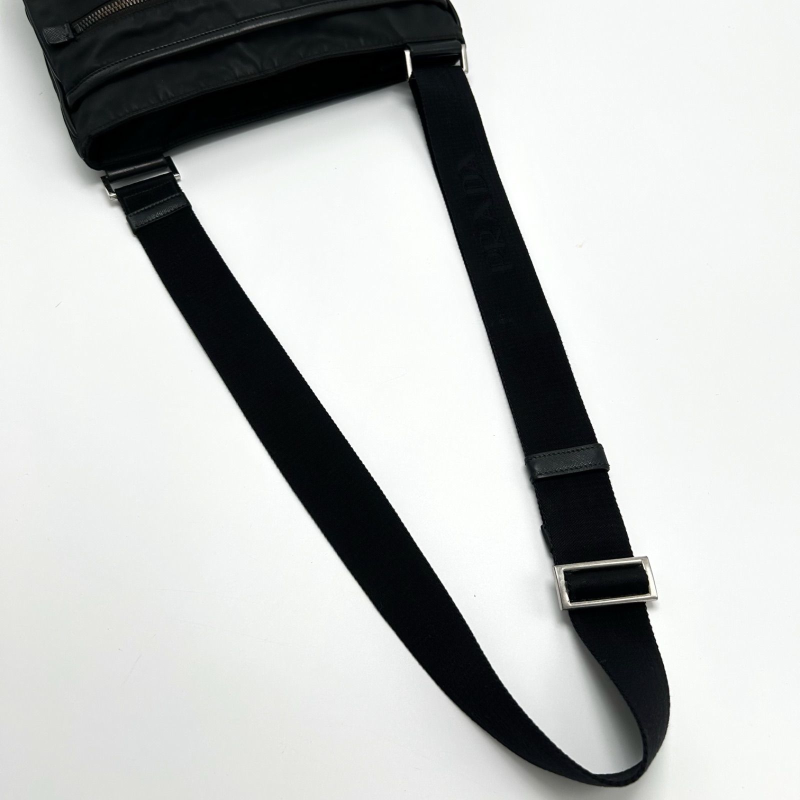 ✨美品✨ プラダ サコッシュ ショルダーバッグ ナイロン 黒 三角ロゴ  