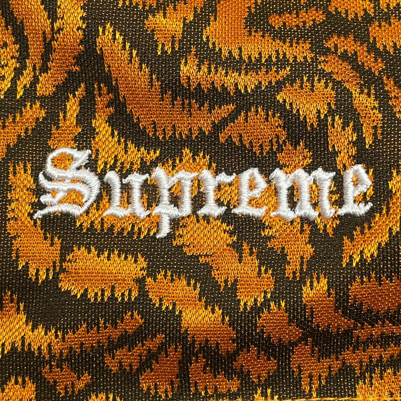 国内正規 未使用品 SUPREME 23SS UMBRO Jacquard Animal Print Soccer