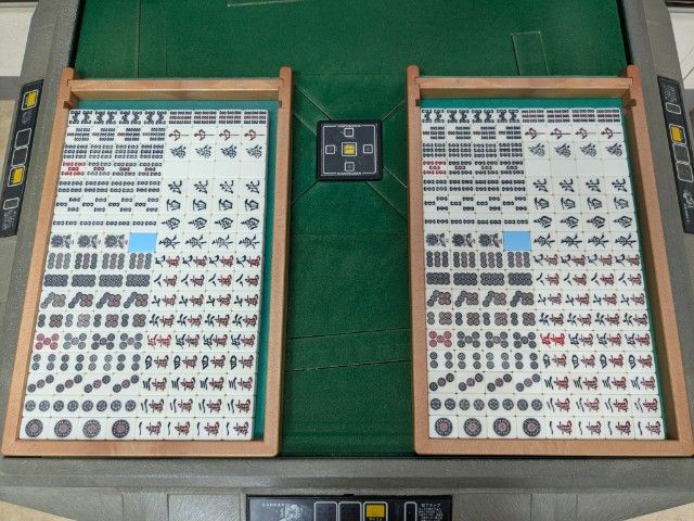【メルカリ】全自動麻雀卓 かきぬま雀夢C型 ジャンク 2台 ○○○【発送可】中古全自動麻雀卓 『かきぬま雀夢CZ型