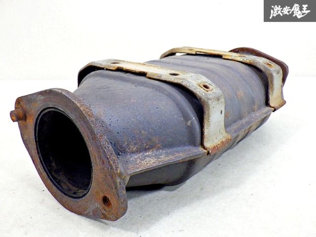 s15 シルビア純正触媒 日産純正触媒 シルビア S-13 180SX日産 s15 シルビア純正触媒 日産純正触媒 シルビア S-13 180SX日産