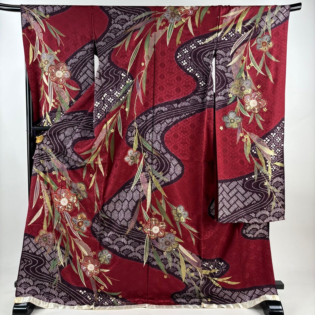 振袖 FINAL STAGE 豪華 刺繍 金彩 身丈170cm 身幅ゆったりめ 振袖 身丈174cm 裄丈72cm 未仕立て 仮絵羽 梅 雪芝 刺繍 金銀彩