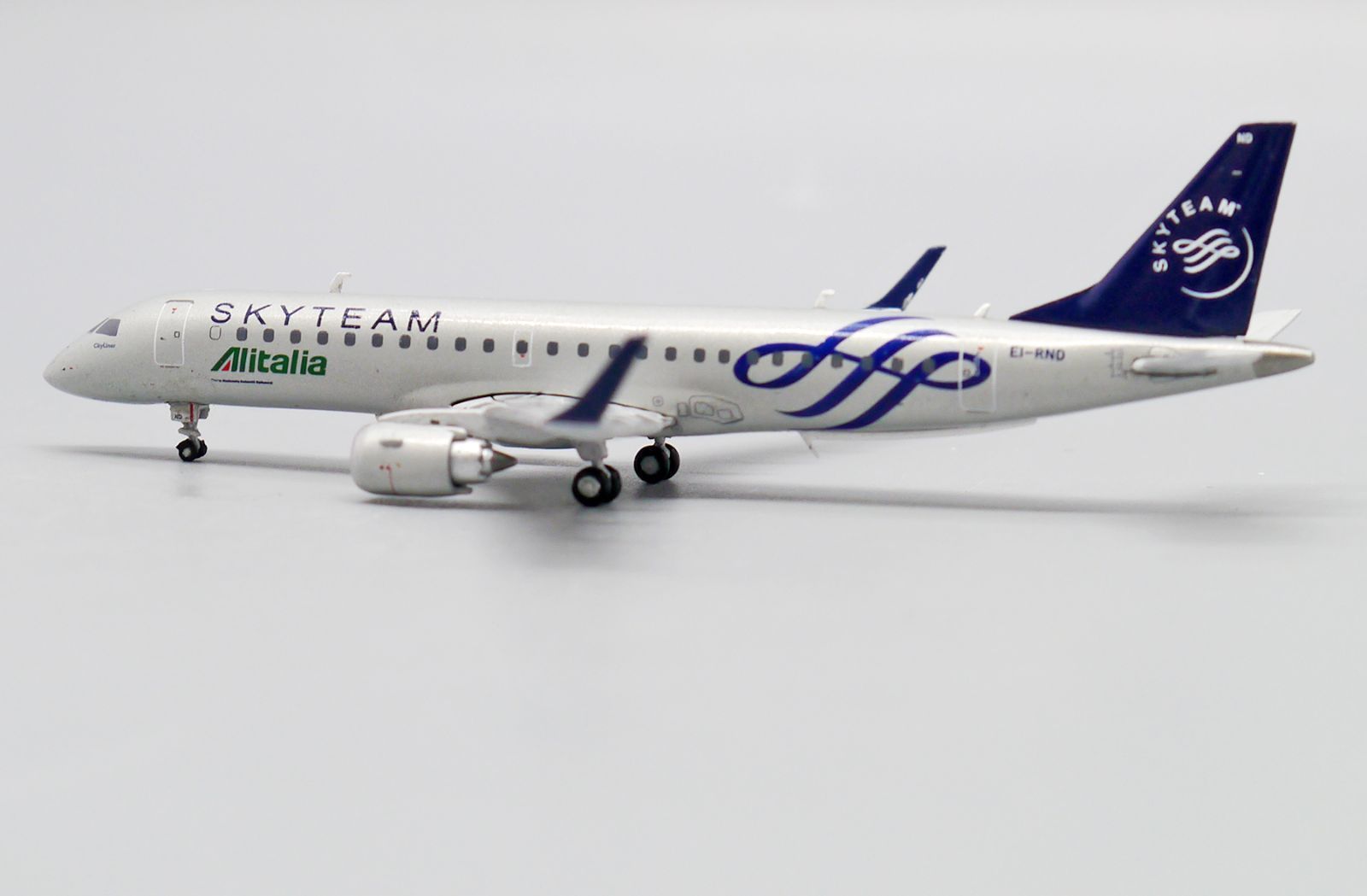 ERJ-190