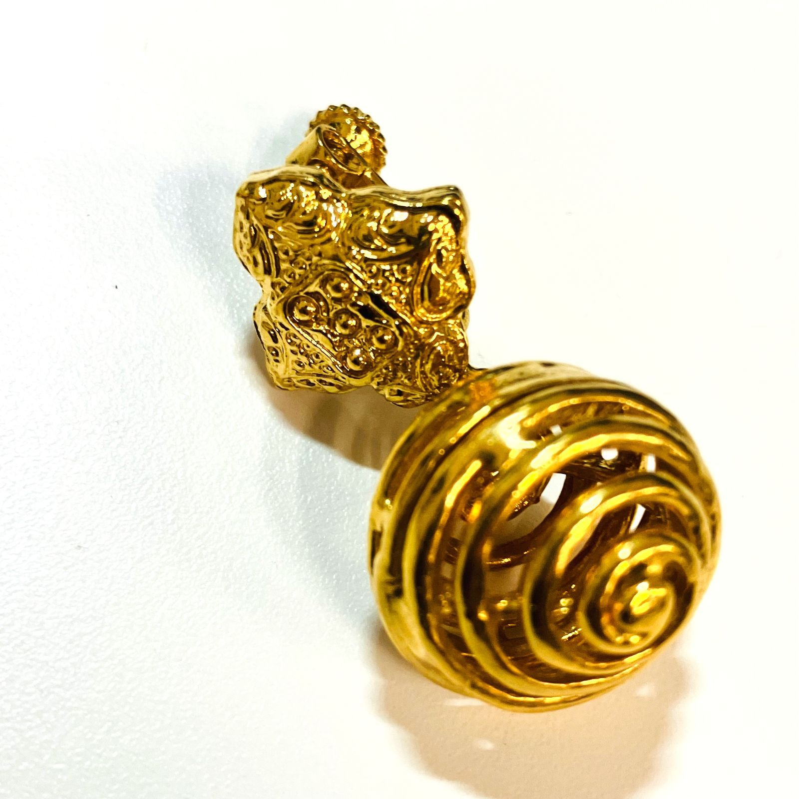 イヴ サンローラン